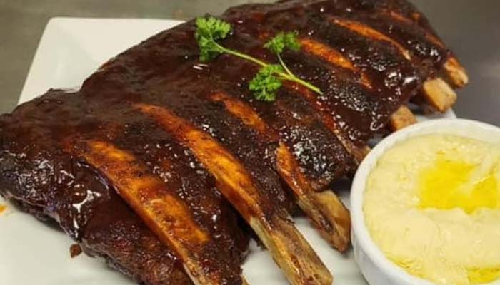 Crystal's Wood Lake Supper Club Westfield, WI restaurant bar smokin hot bbq ribs